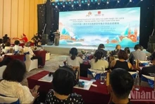 Le programme d'échange culturel et de promotion du tourisme de la ville de Zunyi, province du Guizhou (Chine) au Vietnam 2025 se déroule à Hanoï. Photo: NDEL