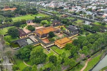 Le palais Dien Tho (situé dans la Cité impériale de Hue) était la résidence des impératrices douairières et de la grande impératrice douairière à cette époque. Il constitue l’un des joyaux architecturaux les mieux conservés jusqu’à nos jours. Photo : VNA