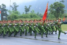 Entraînement des unités de la Police populaire pour le défilé en l'honneur du 80e anniversaire de la Fête nationale. Photo : VNA.