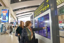 Le Vietnam accorde une exemption de visa de 45 jours aux citoyens de 12 pays. Photo : VNA.