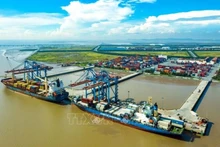 Déchargement de marchandises au port de Hai Phong (au Nord-Est du Vietnam). Photo d'illustration : VNA.
