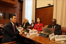 La vice-ministre des Affaires étrangères du Vietnam, Nguyên Minh Hang, participe au débat général de la CNUCED16. Photo : VNA.