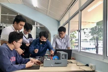 Des étudiants de l’Université des sciences et technologies - Université de technologie de Hô Chi Minh-Ville. Photo : VNA.