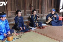 L'invitation du Ca Trù à participer à l'Exposition Gyeonggi 2025 sur le patrimoine culturel mondial de l'UNESCO réaffirme la forte influence et la valeur de cet art dans la vie culturelle et artistique traditionnelle vietnamienne, ainsi que sa reconnaissance et sa célébration par les amis étrangers. Photo: VOV