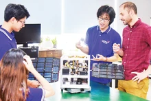 Une classe de la Faculté des Sciences de l'Espace et de la Terre de l'Université des Sciences et Technologies de Hanoi. Photo: NDEL