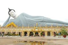 La pagode Som Rong est située dans le quartier de Soc Trang, ville de Can Tho. Photo : VNA