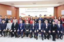 Des jeunes des provinces frontalières Vietnam-Chine s'unissent pour construire un avenir vert. Photo: VNA