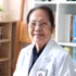 La professeure et médecin Nguyen Thi Ngoc Phuong s’est vu décerner le titre de Héroïne du travail et celui de Médecin du peuple. Photo : Vietnamnet.
