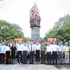 La délégation de l’Académie diplomatique du Vietnam sur le site historique du ministère des Affaires étrangères, à Tuyen Quang. Photo : Baoquocte.