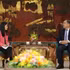 Le vice-Premier ministre permanent Pham Gia Tuc reçoit l’ambassadrice des États-Unis au Vietnam, Jennifer Wicks. Photo : VGP.