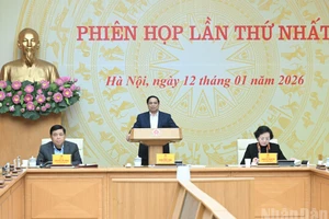 Le Premier ministre Pham Minh Chinh s'exprime lors de la première réunion du Comité national de pilotage des données. Photo : NDEL.