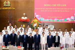 Le secrétaire général du Parti, To Lam, à l’Agence de sécurité d’enquête (A09) du ministère de la Sécurité publique. Photo : NDEL.