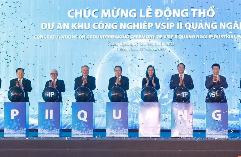 Cérémonie de lancement des travaux du parc industriel VSIP II à Quang Ngai. Photo : VNA. 