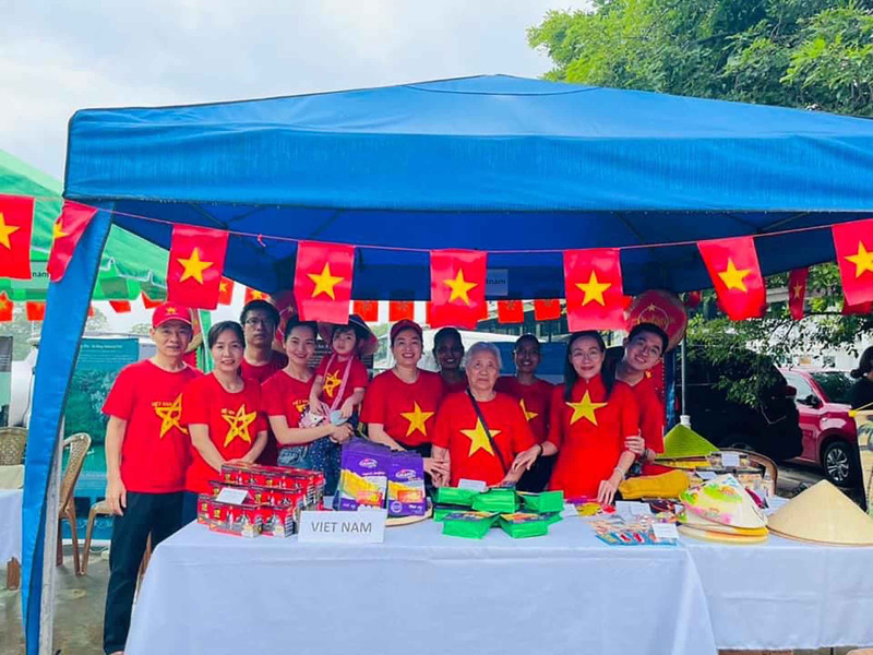 Le stand du Vietnam à la foire caritative internationale au Sri Lanka. Photo: baoquocte.vn.