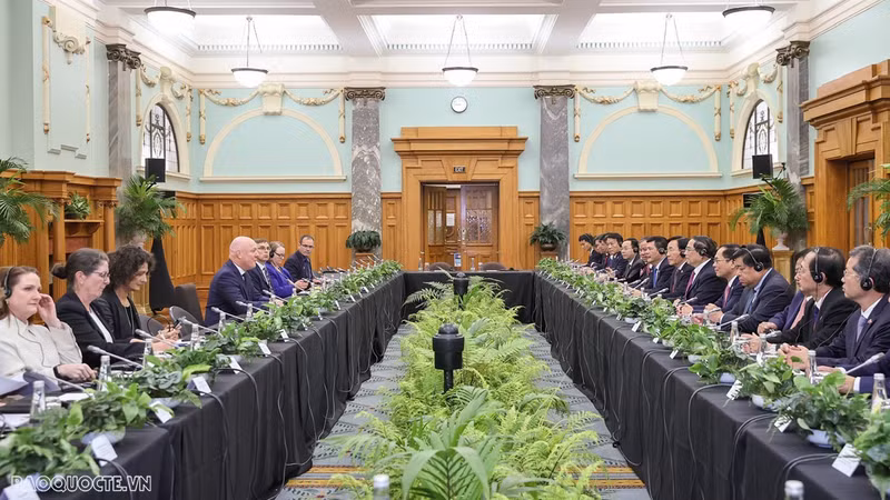 La visite du Premier ministre vietnamien Pham Minh Chinh en Nouvelle-Zélande, en mars 2024, a marqué une étape importante, les deux parties s’étant engagées à augmenter le chiffre d’affaires du commerce bilatéral à 3 milliards de dollars d’ici 2026. Photo : baoquocte.vn