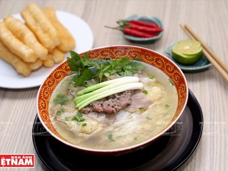 La soupe de pho bo (pho au bœuf). Photo : VNP.