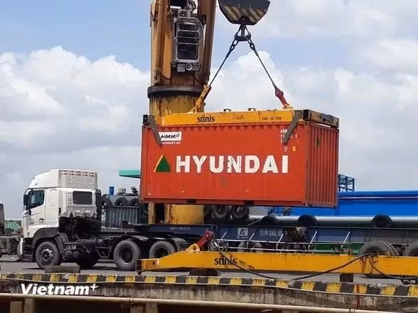 La croissance du PIB du Vietnam au deuxième trimestre 2024 a atteint 6,9% par rapport à la même période de l'année dernière, soit presque le niveau le plus élevé des deux dernières années. Photo : VNA.