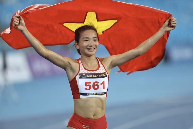 Nguyên Thi Oanh, détentrice en titre de deux médailles d’or sur 1.500 m et 3.000 m steeple aux SEA Games 32. Photo : VNA.
