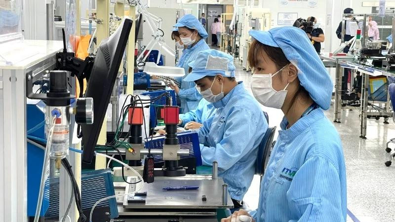 La transformation numérique n’est plus une option, mais une nécessité stratégique, un moteur puissant qui assure la pérennité et stimule la croissance des entreprises. Photo : NDEL