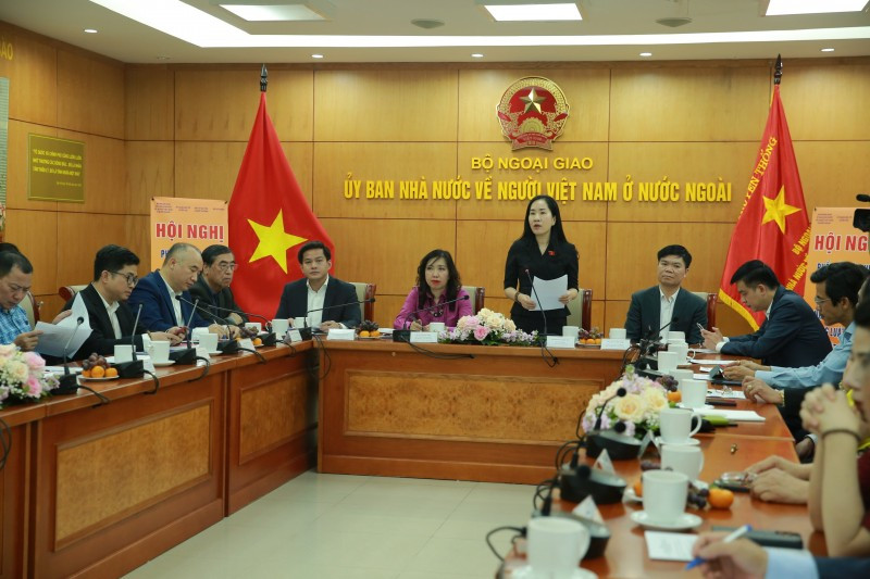 Vue générale de la conférence d'informations sur la loi foncière (amendée), la loi sur le logement (amendée) et la loi sur le commerce immobilier (amendée), le 26 mars à Hanoï. Photo: thoidai.com.vn.