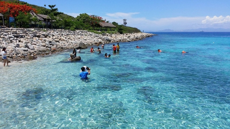 L'île Hon Mun est le meilleur endroit pour faire de la plongée avec tuba à Nha Trang. Photo: Wikimedia Commons 