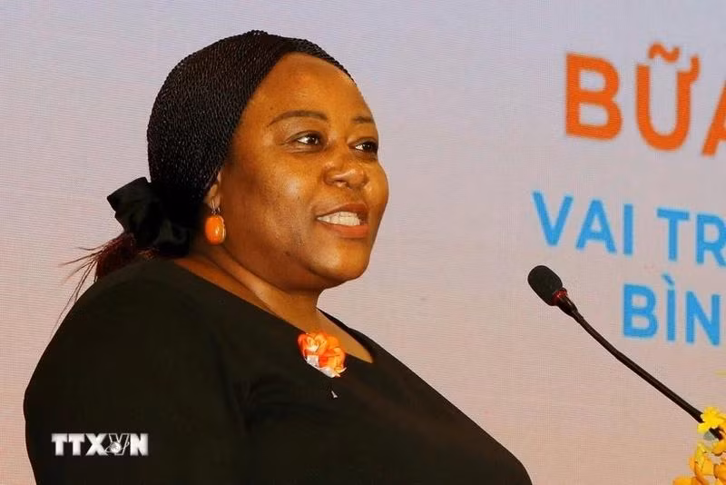 La représentante en chef de l’ONU Femmes au Vietnam, Caroline Nyamayamombe. Photo: VNA.