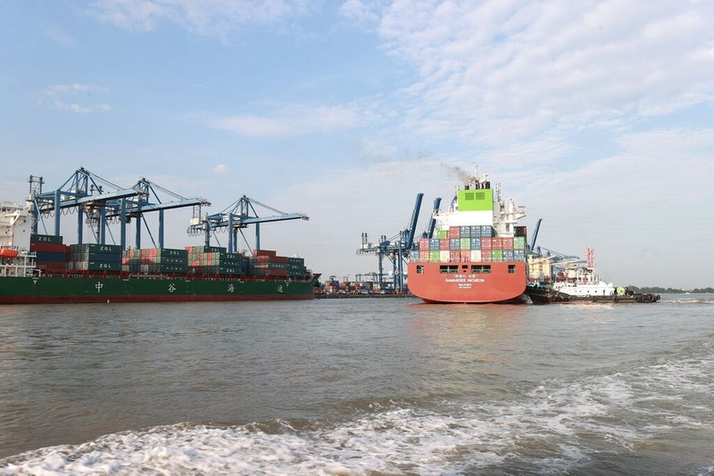 Au port de Tân Cang - Cát Lái, à Hô Chi Minh-Ville (au Sud du Vietnam). Photo : VNA.
