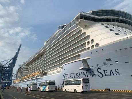 Spectrum of the Seas, l'un des dix paquebots les plus luxueux au monde. Photo: baophapluat.vn.