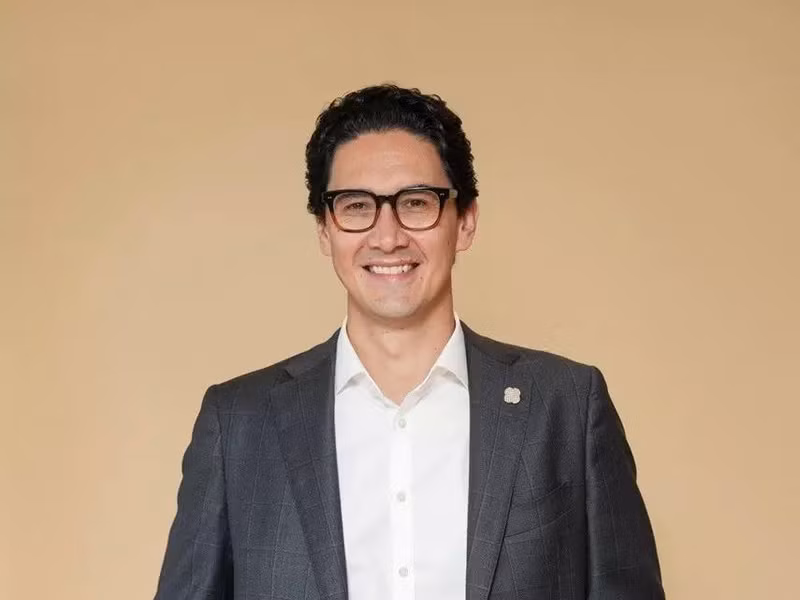 Fort de ses expériences de travail dans plusieurs pays membres de l’ASEAN, le directeur régional de l’Asie du Sud-Est de l’Institut Tony Blair pour le changement global (TBI), Damian Hickey, s’est déclaré optimiste quant à l’avenir du bloc. Photo: baoquocte.vn