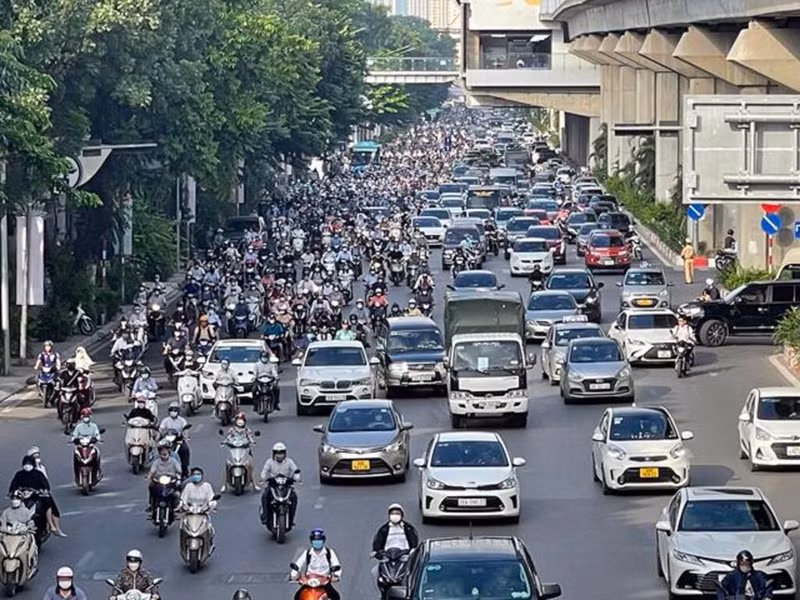 Les voitures assemblées au Vietnam contribuent à répondre à la demande intérieure. Photo : VNA. Les voitures assemblées au Vietnam contribuent à répondre à la demande intérieure. Photo : VNA.