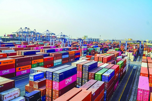 L'ASEAN est le troisième plus grand marché d'importation du Vietnam au premier trimestre 2024, selon l'Office général des statistiques du Vietnam. Photo: baodautu.vn.