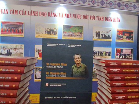 Le livre "Vo Nguyen Giap - Général du peuple". Photo : nld.com.vn 