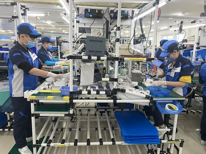 Le Vietnam est prêt à accueillir des investissements dans le secteur des hautes technologies. Photo : SGTT.vn