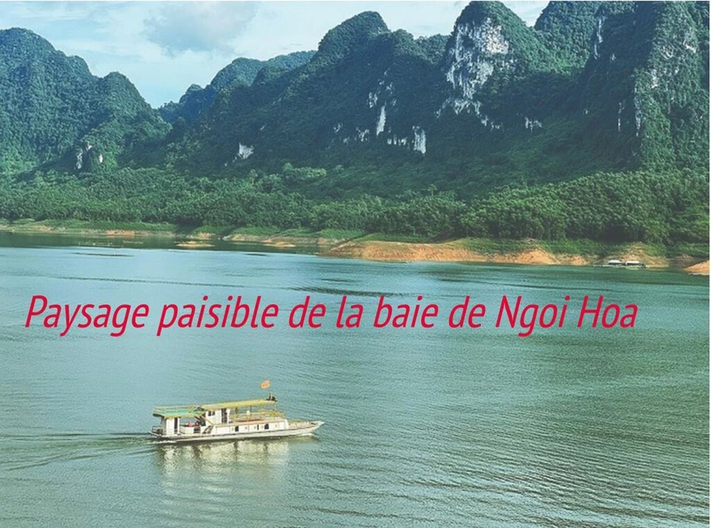 Située au cœur de la zone touristique du lac de Hoà Binh, Ngoi Hoa est surnommée “la baie d'Ha Long terrestre” ou “le joyau caché dans les montagnes”.