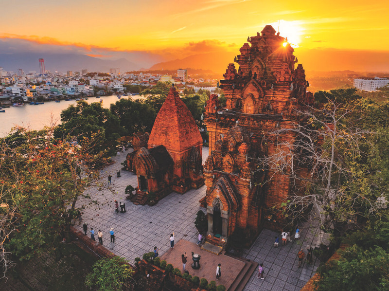 Les tours de Ponagar à Nha Trang. Photo : VNA.