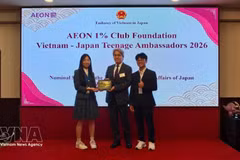 Réunis à Tokyo dans le cadre du programme « Teenage Ambassadors 2026 », des lycéens vietnamiens et japonais multiplient les échanges culturels et les rencontres. Une initiative qui contribue à renforcer l’amitié et la compréhension mutuelle entre les jeunes générations des deux pays.