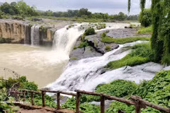 La cascade de Dray Sap dans le géoparc mondial UNESCO de Dak Nong, commune de Nam Da, province de Lâm Dông. Photo : VNA.