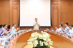 Le secrétaire général du Parti et président de la République To Lam, ainsi que des dirigeants du Parti et de l'État, assistent à la deuxième réunion du Comité central de pilotage pour le développement de la culture vietnamienne. (Photo : Dang Khoa)