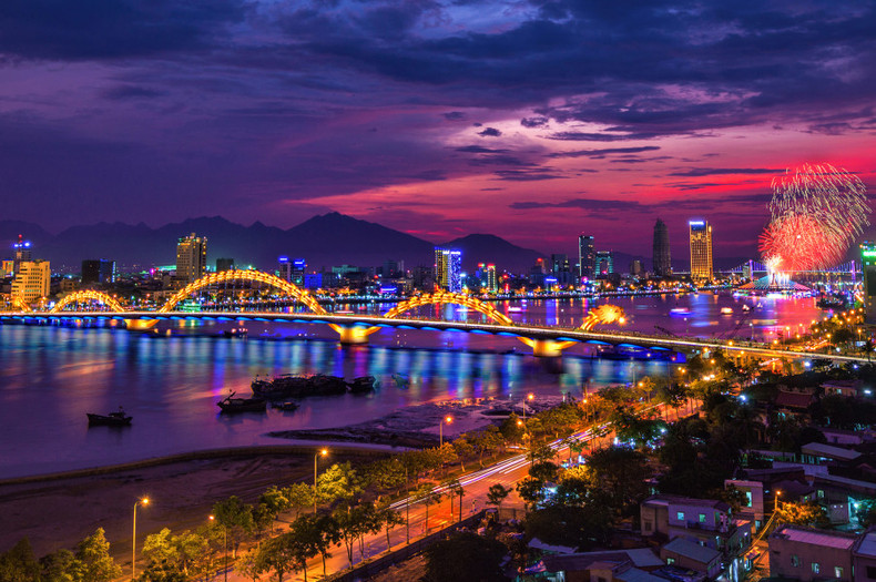 Outre les deux grandes villes comme Hanoi et Hô Chi Minh-Ville, Da Nang, Hoi An et Nha Trang sont également des destinations attrayantes pour les touristes australiens en raison de leurs belles plages, de leur culture unique et de leur climat agréable. Photo: vietnamtravel.