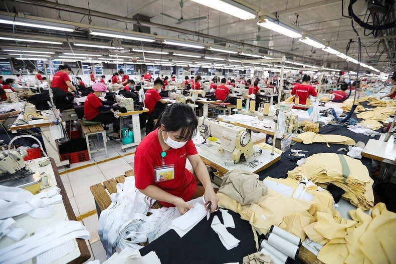 De nombreux projets clés dans les domaines des semi-conducteurs, de l’énergie (production de batteries, de cellules photovoltaïques, de barres de silicium), de la production de composants, de produits électroniques et de produits à haute valeur ajoutée ont été nouvellement investis, ou encore ont augmenté leur capital au cours des six premiers mois de l’année.