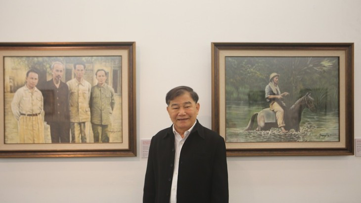 L’artiste vietnamo-thailandais Dao Trong Ly. Photo: VOV. L’artiste vietnamo-thailandais Dao Trong Ly. Photo: VOV.