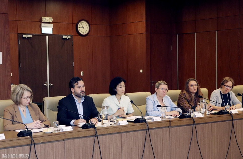 Les représentants du P4G s'engagent à continuer à soutenir le Vietnam dans la préparation et l'organisation réussie du 4e Sommet du P4G prévue en 2025. Photo: baoquocte.vn. Les représentants du P4G s'engagent à continuer à soutenir le Vietnam dans la préparation et l'organisation réussie du 4e Sommet du P4G prévue en 2025. Photo: baoquocte.vn.