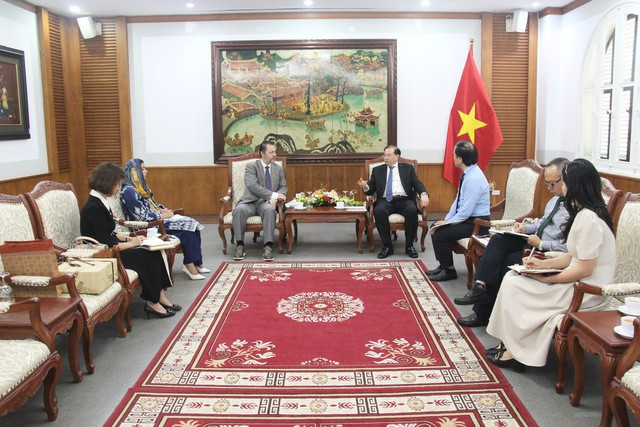 Ces dernières années, la coopération Vietnam – Pakistan a obtenu des résultats remarquables dans la culture, les sports et le tourisme, notamment depuis que les deux pays ont signé en 2004 un accord de coopération touristique au niveau gouvernemental. Photo: toquoc.vn. Ces dernières années, la coopération Vietnam – Pakistan a obtenu des résultats remarquables dans la culture, les sports et le tourisme, notamment depuis que les deux pays ont signé en 2004 un accord de coopération touristique au niveau gouvernemental. Photo: toquoc.vn.