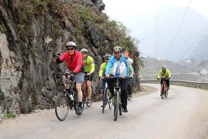 Des touristes à Hà Giang. Photo : Vinh Phong.