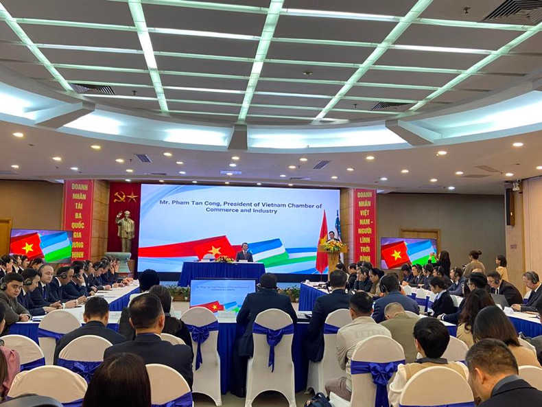 Les deux parties ont convenu que le volume des échanges commerciaux entre le Vietnam et l'Ouzbékistan (d'environ 170 millions de dollars par an) ne reflète pas encore le niveau de leurs relations politiques et le potentiel de leur coopération. Photo : vneconomy.vn.