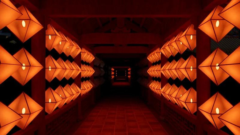 Couloirs centraux, avec 240 lanternes interactives synchronisées avec l’environnement sonore. Couloirs centraux, avec 240 lanternes interactives synchronisées avec l’environnement sonore.