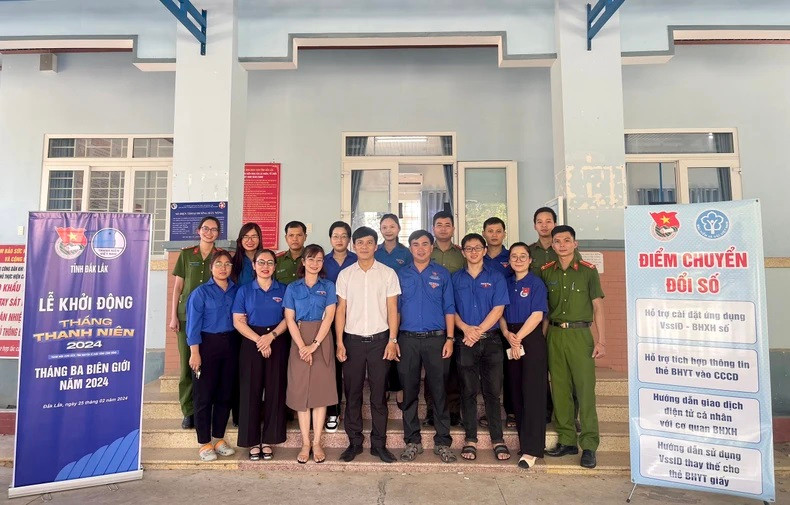 Le Mois de la jeunesse est une activité annuelle très significative où les jeunes peuvent se porter volontaires pour effectuer des travaux difficiles, en se rendant dans des régions reculées, frontalières et insulaires. Photo : NDEL.