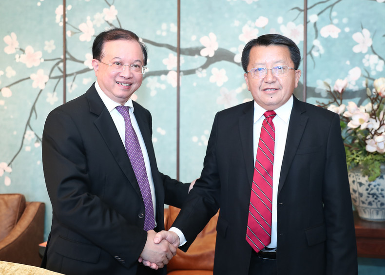 Concernant les orientations de coopération entre le ministère vietnamien de la Culture, des Sports et du Tourisme, et celui de l'Information, de la Culture et du Tourisme du Laos, le vice-ministre Ta Quang Dong a jugé nécessaire d’assurer la mise en œuvre efficace du Plan de coopération bilatérale dans la culture, les arts et le tourisme pour la période 2021 – 2025. Photo: toquoc