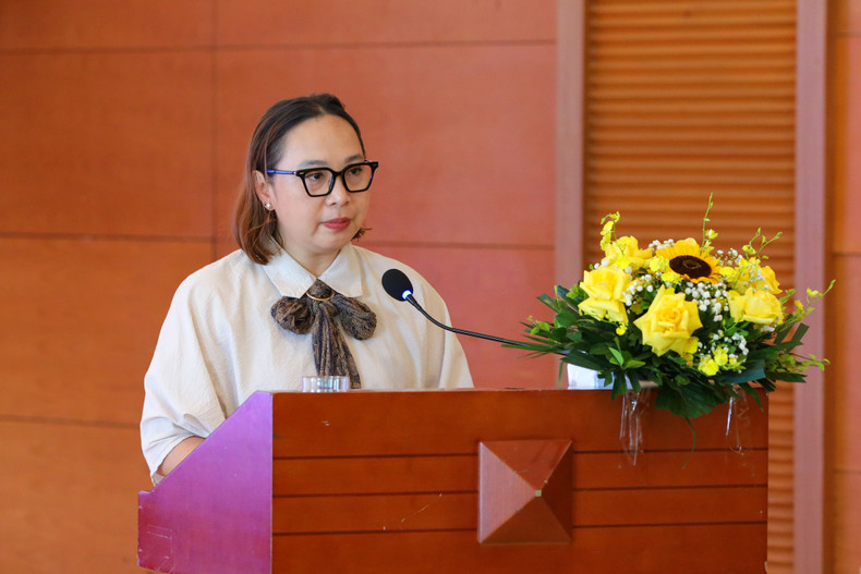 La chargée d’affaires de la République d’Indonésie au Vietnam, Jane Runkat, a affirmé que Hanoï avait inspiré d’autres villes à travers le monde à poursuivre sur la voie de la paix et du développement. Photo: thoidai. La chargée d’affaires de la République d’Indonésie au Vietnam, Jane Runkat, a affirmé que Hanoï avait inspiré d’autres villes à travers le monde à poursuivre sur la voie de la paix et du développement. Photo: thoidai.