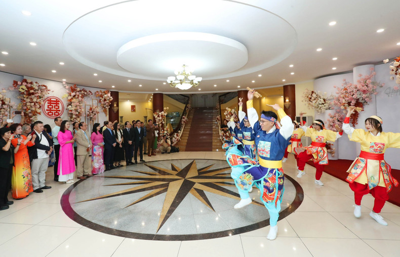 Pour la période 2024 – 2029, l'Association d'échanges culturels Vietnam – Japon s’engage à poursuivre ses contributions actives à la promotion des échanges culturels entre les deux pays et les deux peuples. Photo: icd.gov.vn.